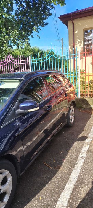 FORD Focus 2011 — imagine 5