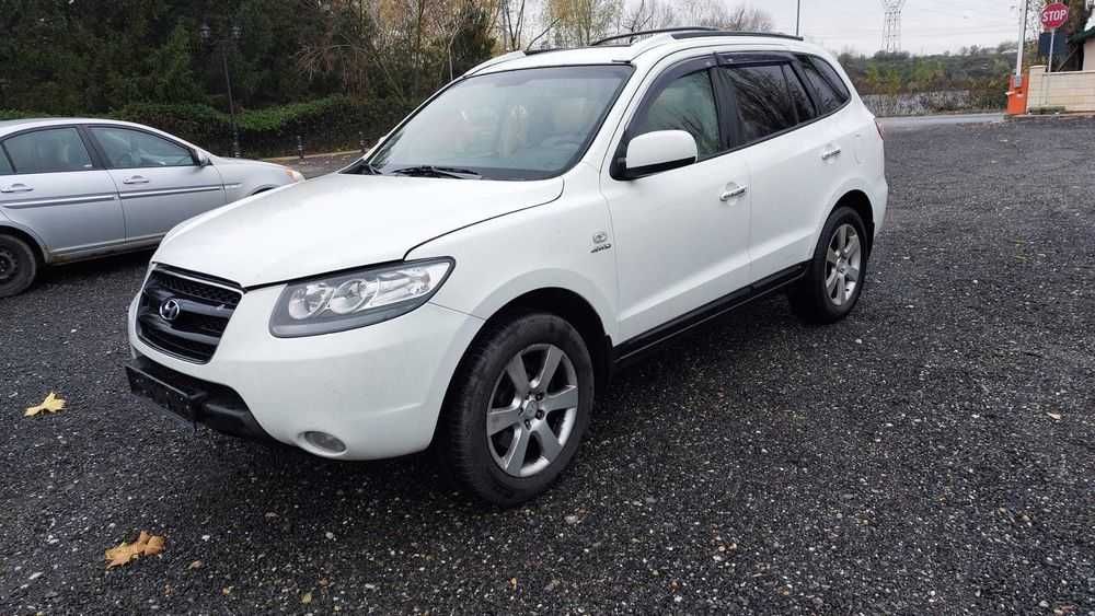 Hyundai Santa Fe alb