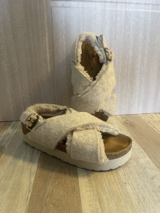 Детски сандали от кожа