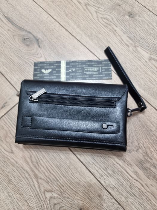 Новая кожаная барсетка Armani