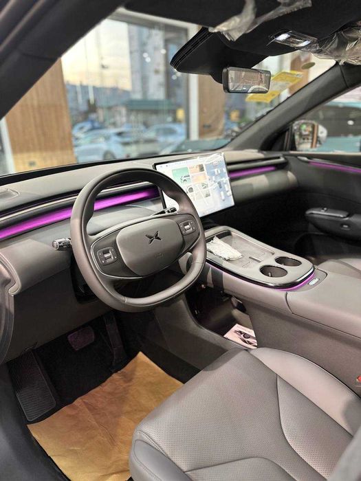 XPENG G7 2026 yangi model 1700 km yuradi Gibrid