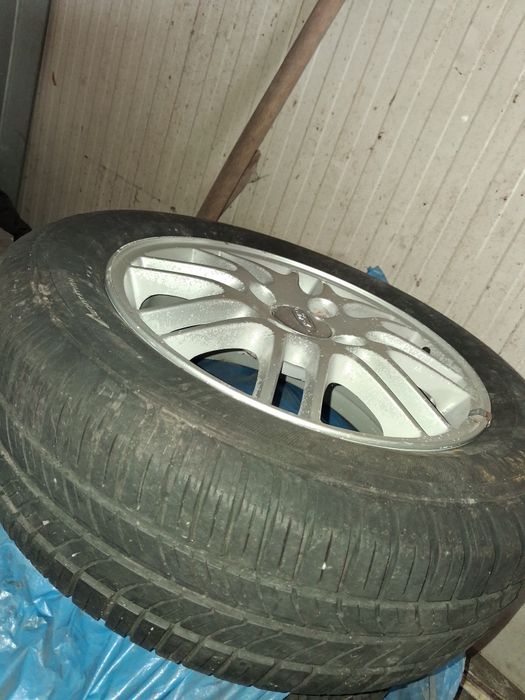 Vând set roți ford focus