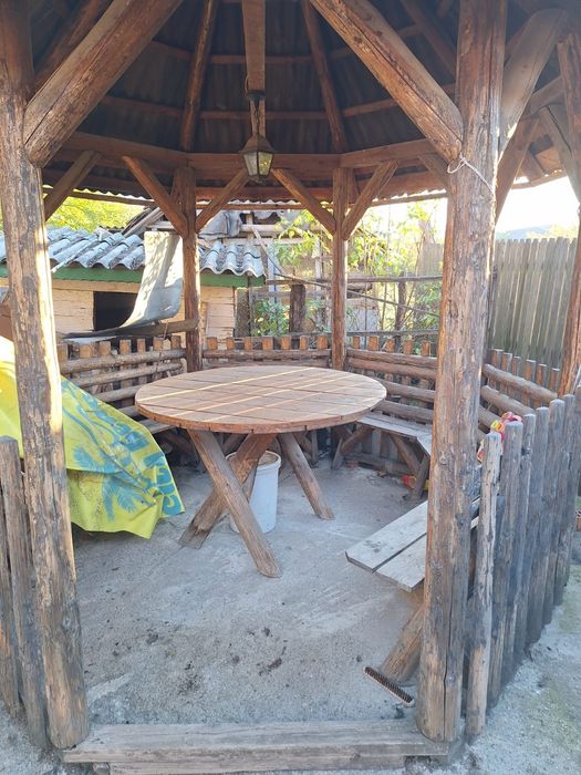 Vand casa in gruiu lipia cu teren de 900 mp la strada asfaltata  toate