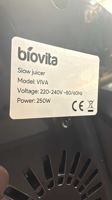 Storcător cu presare la rece VIVA Garantie pana 13/04/2027