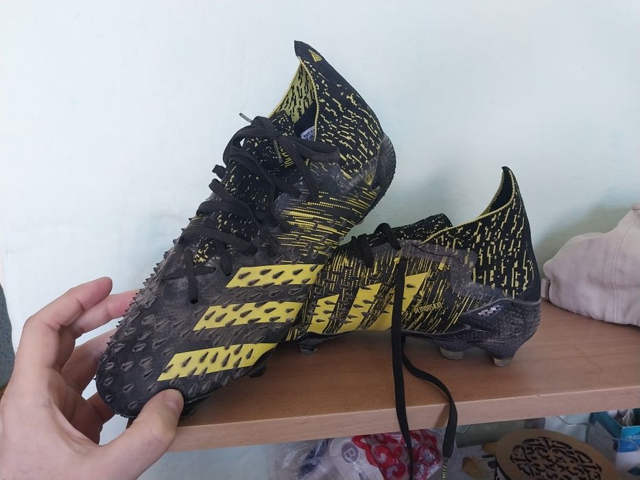 Бутсы б/у размеры 36 и 40