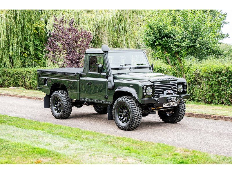 Land Rover Defender 110 (pikap)