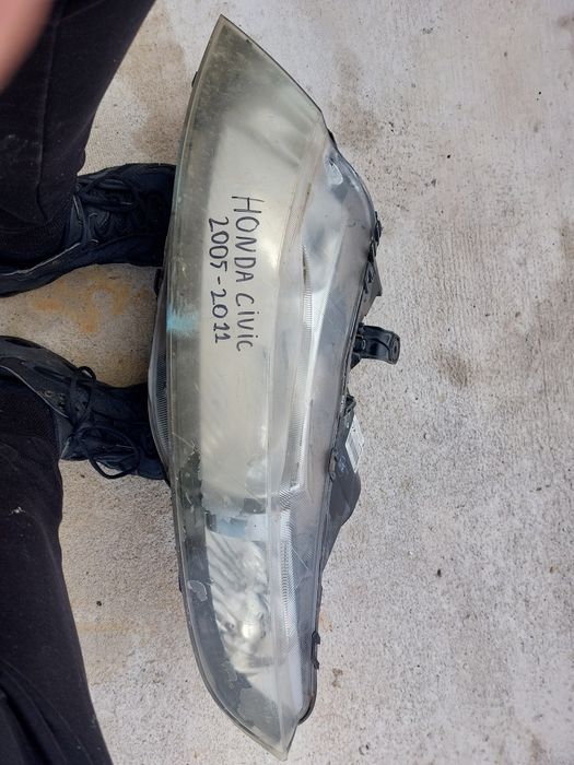 Фарове за Honda CIVIC 2005 - 2011