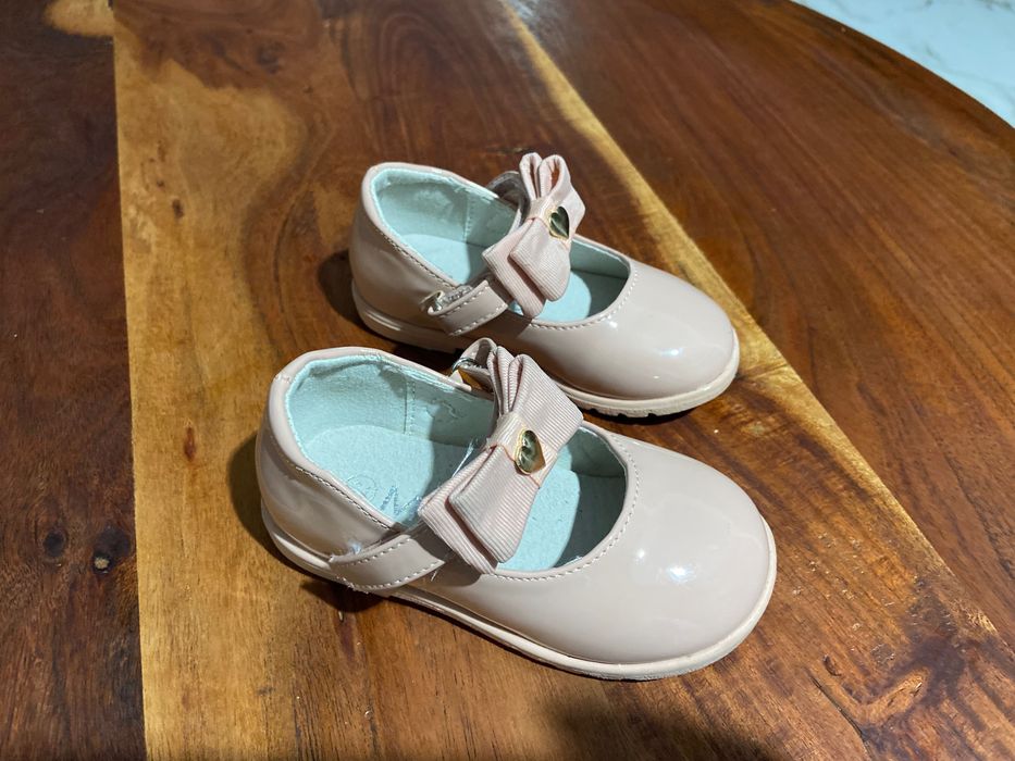 Pantofi roz nr 21