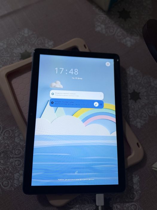 Продам планшет в хорошем состоянии