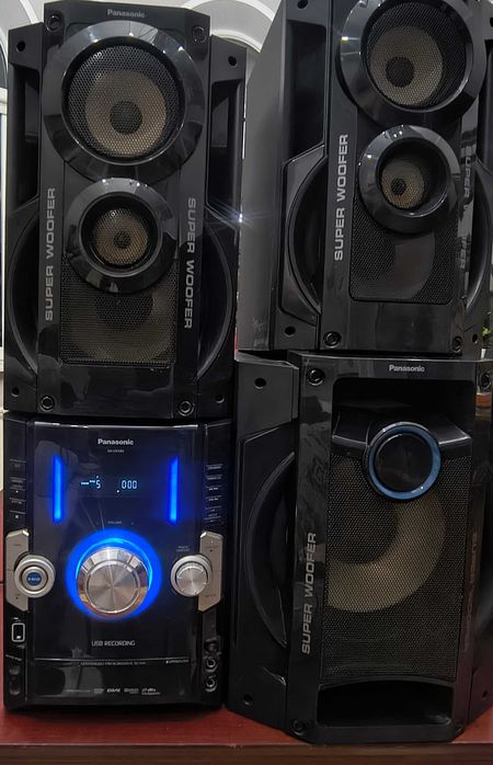 Музыкальный центр, Колонки сабвуфер Panasonic  Bluetooth адаптер