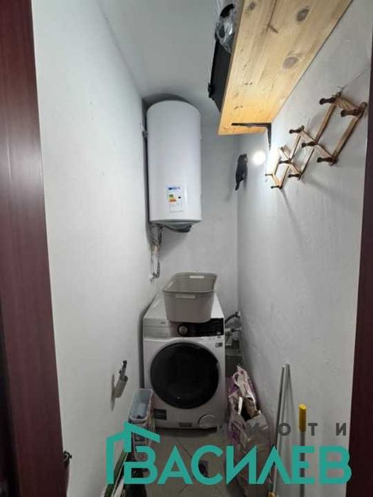 Продава се Тристаен апартамент в София, Център - 91 кв.м за 1297 €/кв.м - Снимка #8