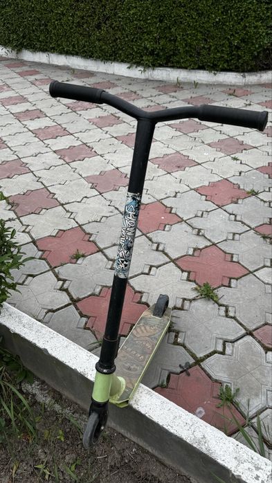Трюковые самокаты б/у — 3 штуки