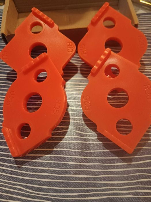 шаблони за фрезоване на ъгли (Radius Jig Router Templates)