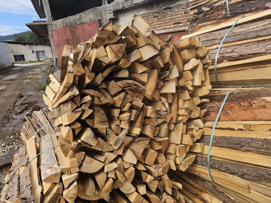 Дърва за огрев изрезки подпалки
