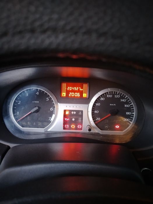 Lada largus cross