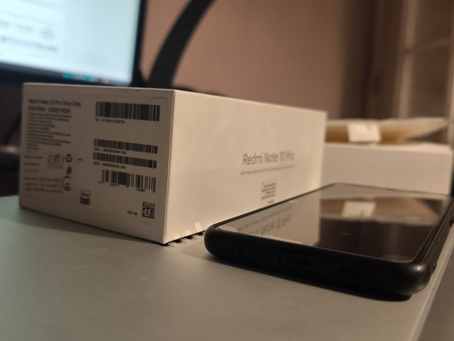 Продавам XIAOMI Redmi Note 10 pro 128GB