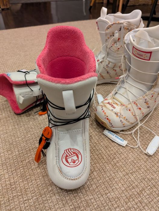 Boots Snowboard Damă Burton Emerald mărimea 38 (24 cm) - Model Floral