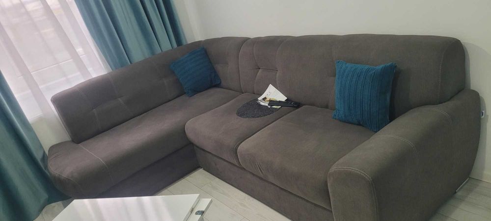 Vând coltar extensil