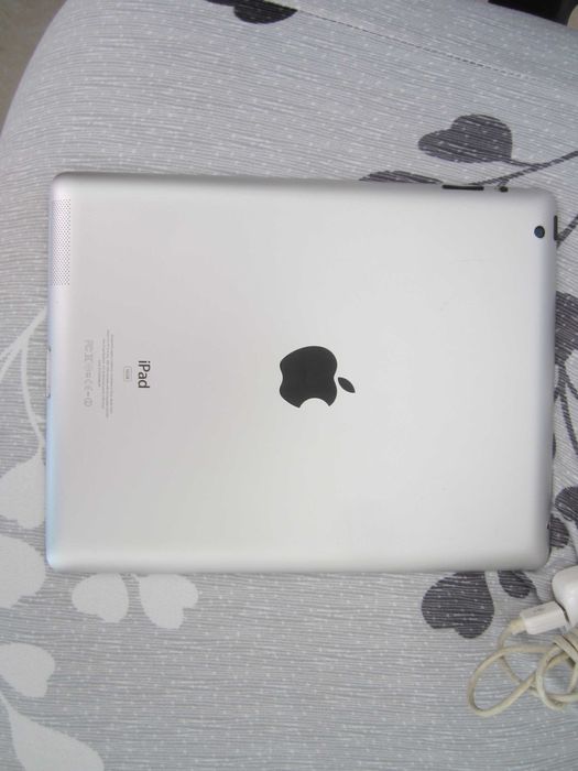 Apple iPad Wi-Fi 3rd Gen 16GB черен MC705KN А1416