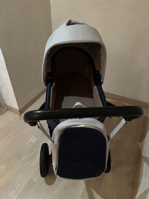 Продам коляску Anex M
