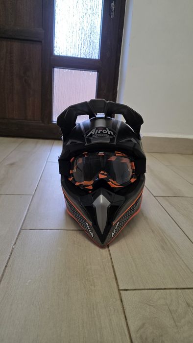 Cască moto airoh mood