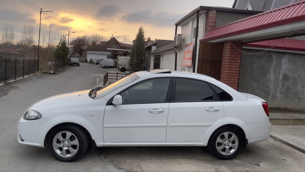 Срочно Жентра Сотилади!!! Автомат 3 позиция