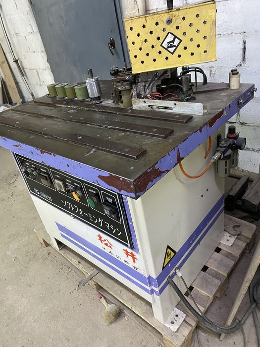 Продается кромкооблицовочный станок с ручной подачей