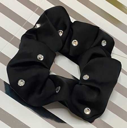 Ласкик за коса - Скртнчи с камъни