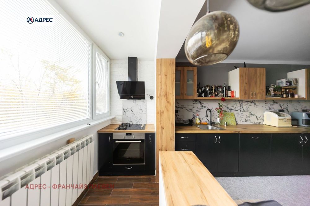 Продава се Тристаен апартамент в Плевен, Дружба 4 - 96 кв.м за 638 €/кв.м - Снимка #2