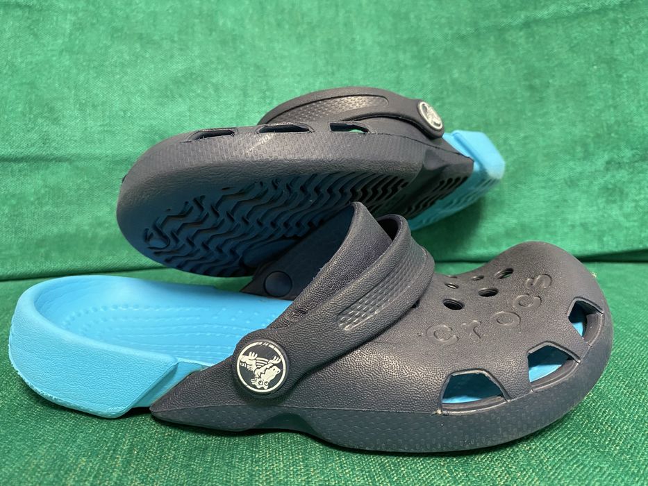 Papuci Crocs pentru copii, marimea J1 (32/33)