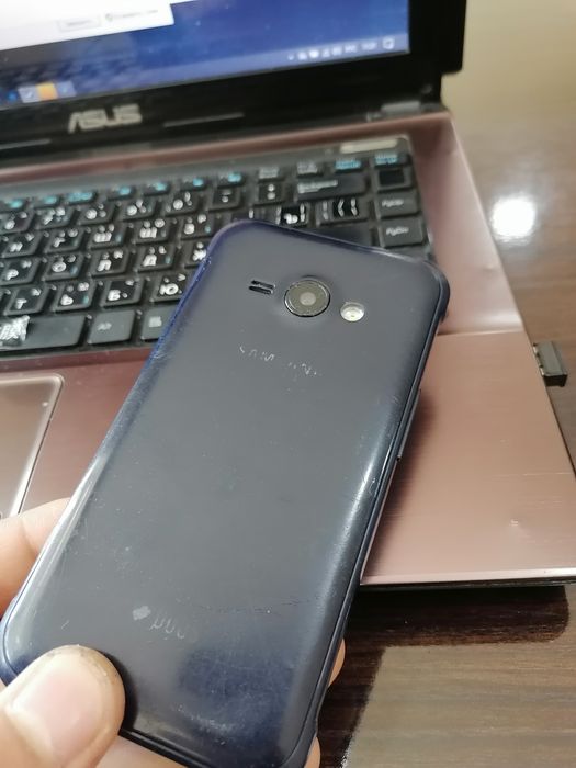 Samsung Galaxy j1 ace