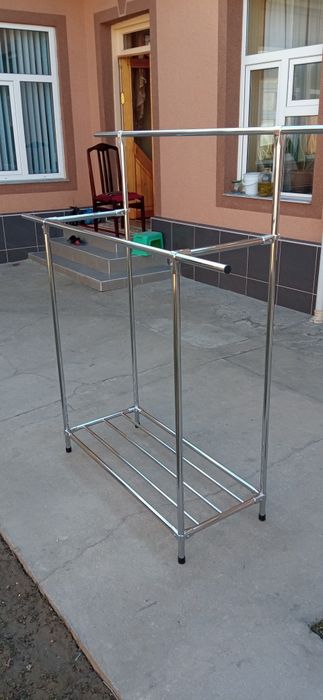 Вешалки для одежды напольные любых размеров подъёмность 80 кг . Вешилк