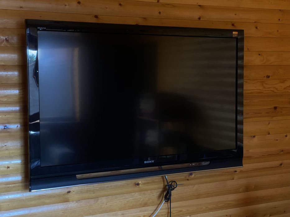 Телевизор: Sony Bravia KDL-52W4500
