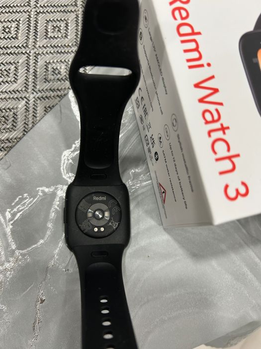 Смарт часовник Redmi Watch 3