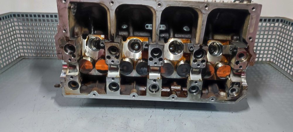 Chiuloasa chiulasa volkswagen cod motor AVF cod 038103373R