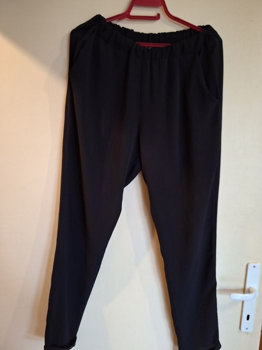 Дамски дънки и панталони