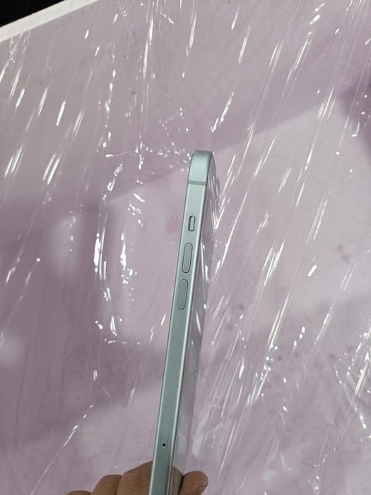 Iphone 15 plus +gorantiya ay