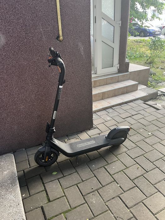 Trotineta Electrica NineBot E2 Pro