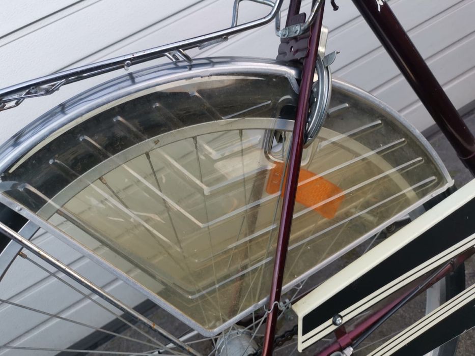 Vând bicicletă retro