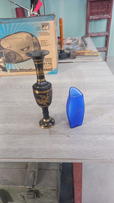 Вазы 2 штуки