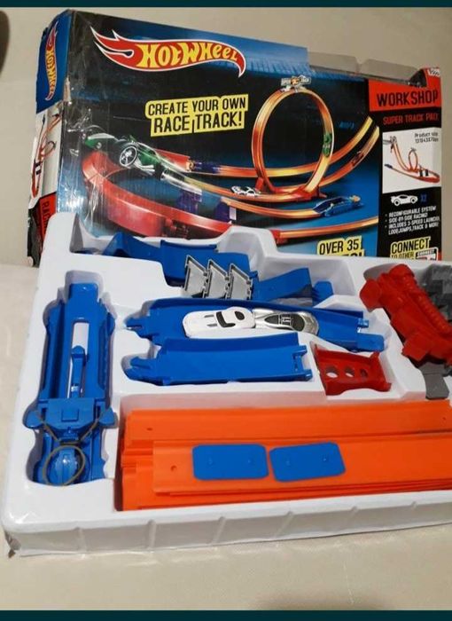 Продам трассу HotWheel