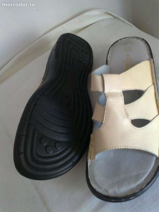 papuci crem,41