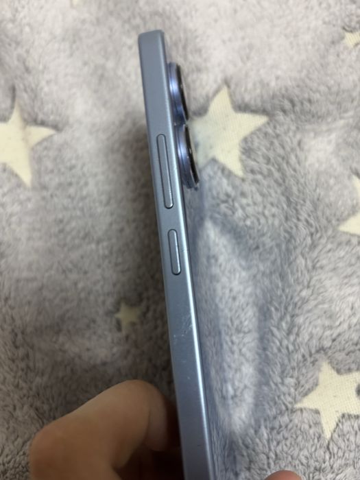 Продам телефон Xiaomi Redmi Note 13 256 Gb