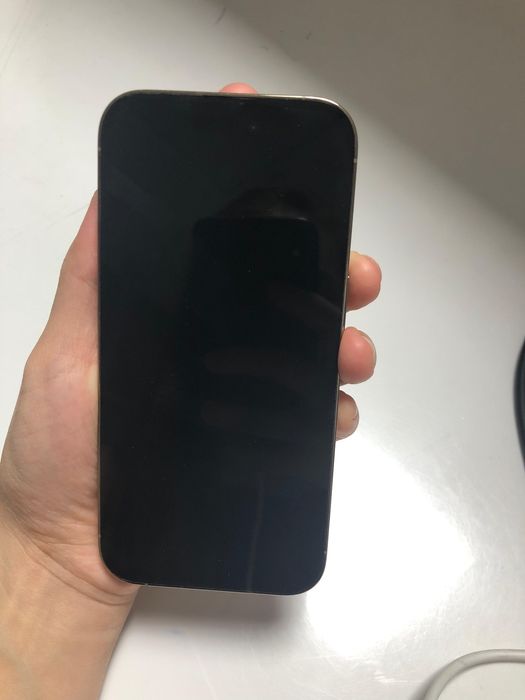 Продам Iphone 14 pro