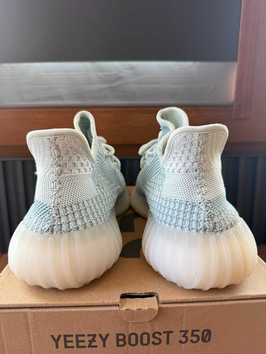 Yeezy Boost 350 V2 Natural 44