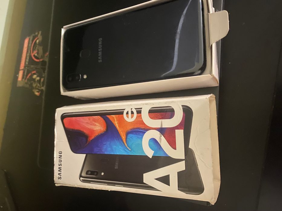Телефон samsung galaxq a20