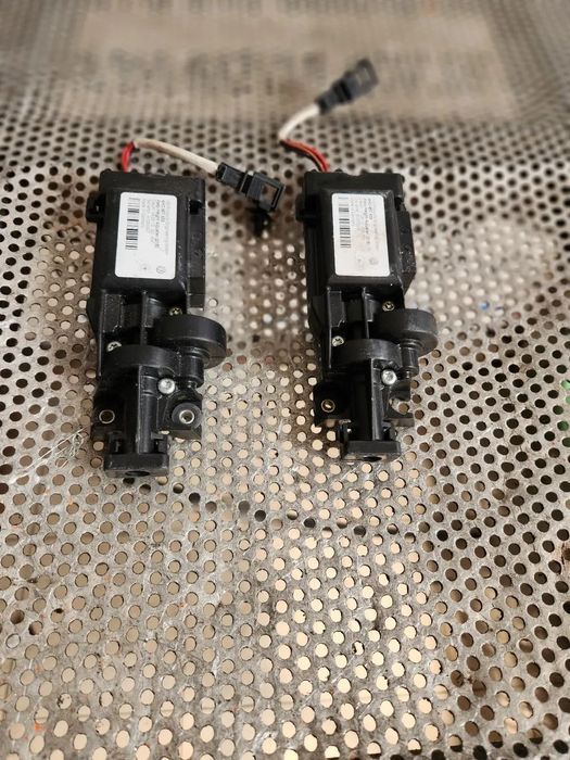 Motoras Actuator Reglaj Inaltime Centura Audi A8 D4 An 2010-2011-2012-2013-2014-2015-2016-2017 Cod