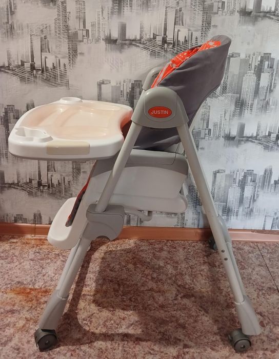 Продам многофункциональный детский стул для кормления.