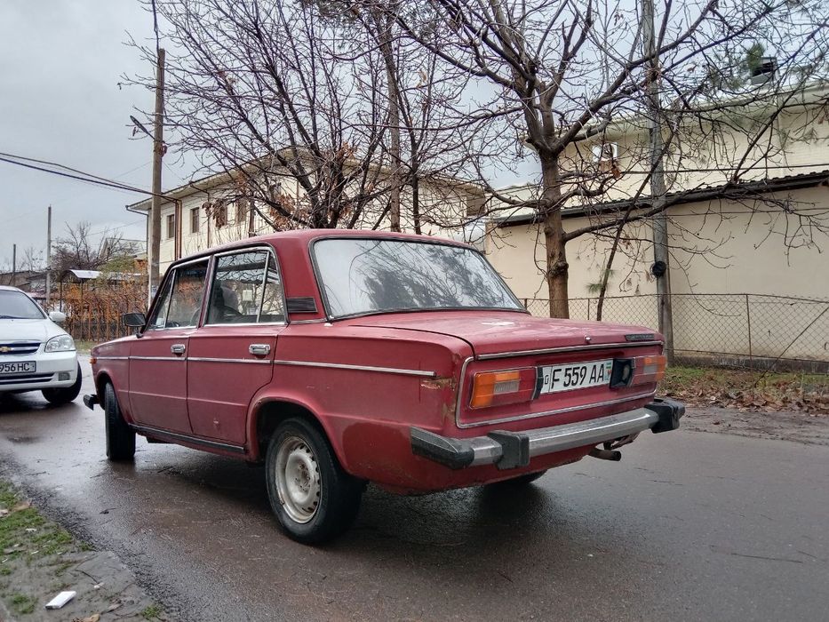 Vaz 2106 sotiladi