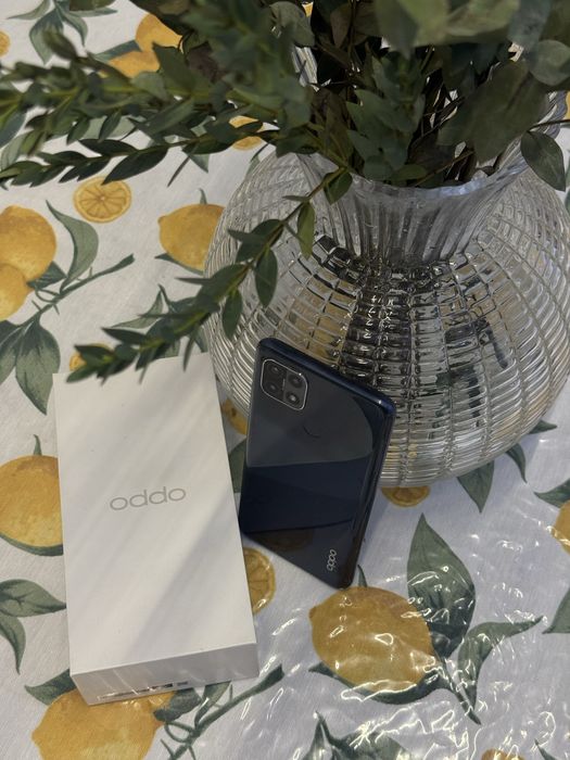 Продам сотовый телефон Oppo